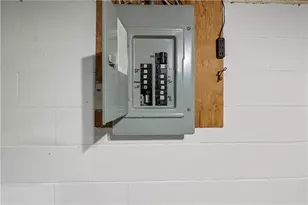 340 Carley Ave, Sharon, PA 16146 - Photo 23