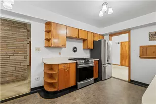 340 Carley Ave, Sharon, PA 16146 - Photo 15