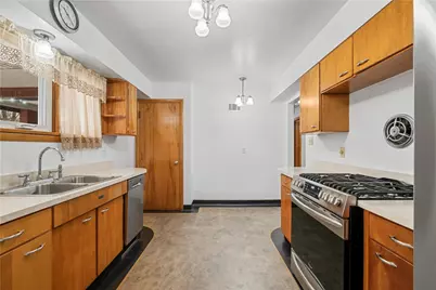 340 Carley Ave, Sharon, PA 16146 - Photo 9