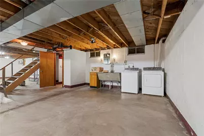 340 Carley Ave, Sharon, PA 16146 - Photo 21