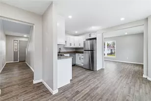 2104 Pulaski Rd, Neshannock Township, PA 16105 - Photo 9