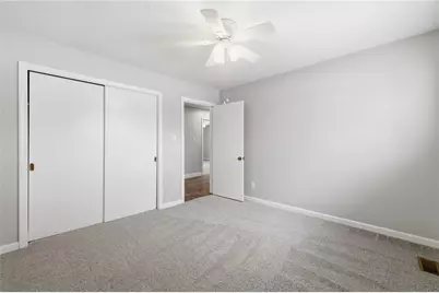 214 Sunset Drive, Neshannock Township, PA 16105 - Photo 17