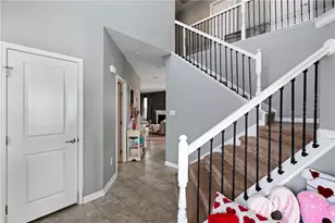 224 Foxwood Rd, Moon/Crescent Twp, PA 15108 - Photo 3