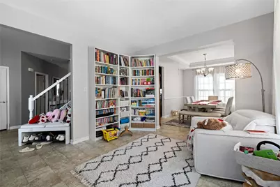 224 Foxwood Rd, Moon/Crescent Twp, PA 15108 - Photo 5