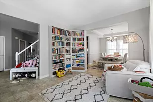 224 Foxwood Rd, Moon/Crescent Twp, PA 15108 - Photo 5