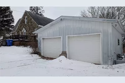 324 Sunset Drive, Center Township, PA 16001 - Photo 5