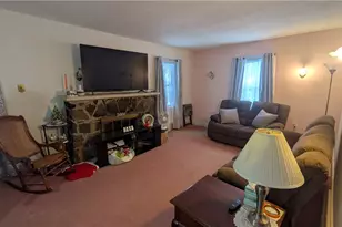 324 Sunset Dr, Center Township, PA 16001 - Photo 19