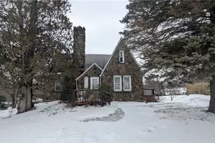 324 Sunset Dr, Center Township, PA 16001 - Photo 1