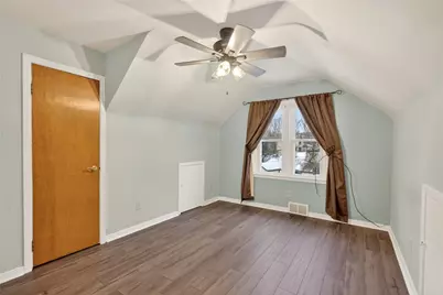 498 Seavey Rd, Pittsburgh, PA 15029 - Photo 17