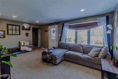 475 Ridgemont Dr, Banksville/Westwood, PA 15220 - Photo 5