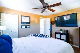 475 Ridgemont Dr, Banksville/Westwood, PA 15220 - Photo 9