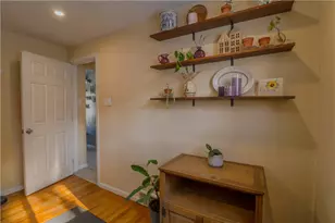 475 Ridgemont Dr, Banksville/Westwood, PA 15220 - Photo 13