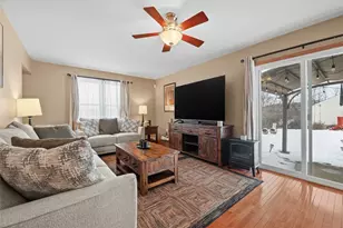 111 Greenhill Rd, Ross Twp, PA 15237 - Photo 7