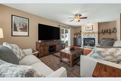 111 Greenhill Rd, Ross Twp, PA 15237 - Photo 5