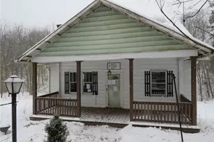 2189 Dunn Station Rd, Morris Township, PA 15329 - Photo 1