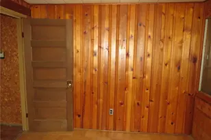 2189 Dunn Station Rd, Morris Township, PA 15329 - Photo 11