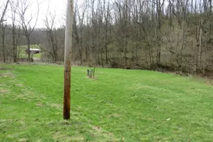 2189 Dunn Station Rd, Morris Township, PA 15329 - Photo 33