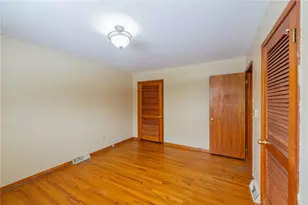 119 Covewood Dr, Center Township, PA 16001 - Photo 23