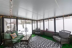 119 Covewood Dr, Center Township, PA 16001 - Photo 7