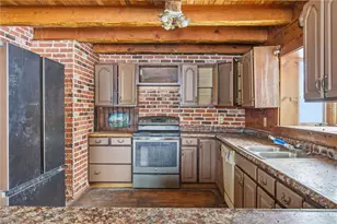 189 Denny Rd, Valencia, PA 16059 - Photo 17