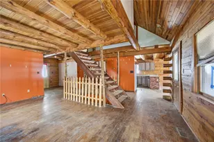 189 Denny Rd, Valencia, PA 16059 - Photo 11