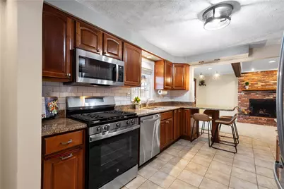 994 Westchester Rd, South Park, PA 15129 - Photo 13