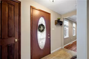 994 Westchester Rd, South Park, PA 15129 - Photo 5