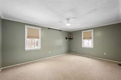 994 Westchester Rd, South Park, PA 15129 - Photo 21