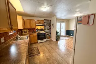 1402 N Grant Ave, Kittanning, PA 16201 - Photo 11