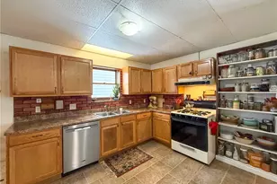 1402 N Grant Ave, Kittanning, PA 16201 - Photo 7