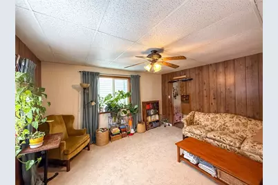 1402 N Grant Ave, Kittanning, PA 16201 - Photo 3