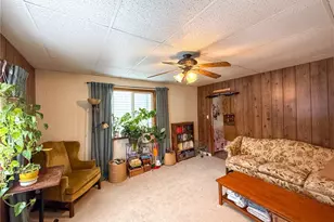 1402 N Grant Ave, Kittanning, PA 16201 - Photo 3