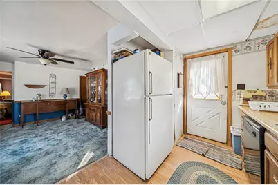 148 Bus Garage Rd, Hempfield Township, PA 15601 - Photo 11