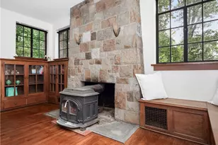 2501 Oakwood Rd, Pittsburgh, PA 15116 - Photo 9