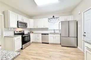 106 Penn St, Greensburg, PA 15601 - Photo 3