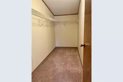 111 Pembrooke Dr, Salem Township, PA 15626 - Photo 9