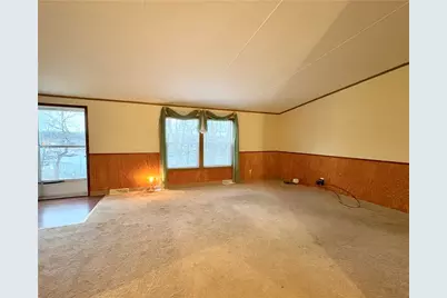 111 Pembrooke Dr, Salem Township, PA 15626 - Photo 3