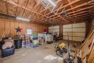 695 E Pike Rd, White Township, PA 15701 - Photo 9