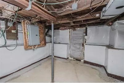 695 East Pike Rd, White Township, PA 15701 - Photo 35