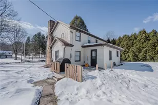 695 E Pike Rd, White Township, PA 15701 - Photo 5