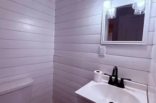 32 Cherry St, Etna, PA 15223 - Photo 3