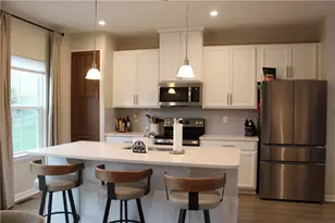 265 Chesna Dr, Pittsburgh, PA 15234 - Photo 5