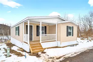 16 Surf Dr, Forward Township, PA 15020 - Photo 1