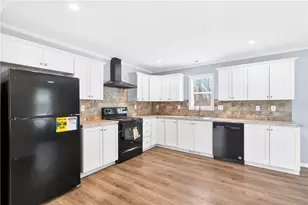 16 Surf Dr, Forward Township, PA 15020 - Photo 5