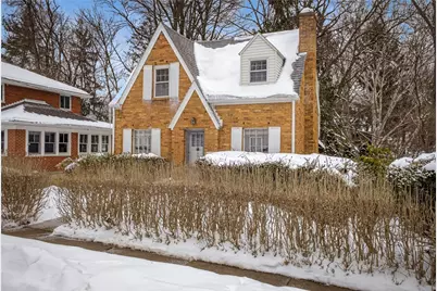 822 Harden Dr, Ross Twp, PA 15229 - Photo 3