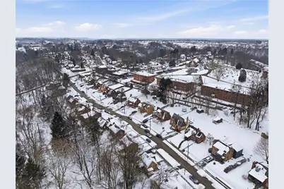 822 Harden Dr, Ross Twp, PA 15229 - Photo 35