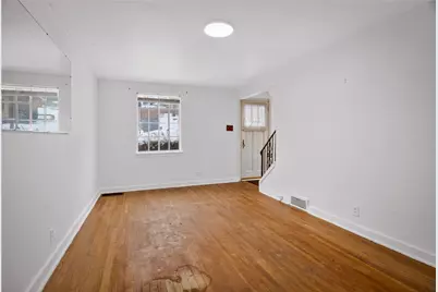 822 Harden Dr, Ross Twp, PA 15229 - Photo 5