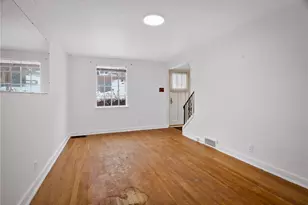 822 Harden Dr, Ross Twp, PA 15229 - Photo 5