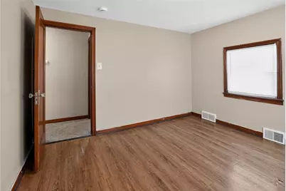 4036 Greensburg Pike, Pittsburgh, PA 15221 - Photo 9