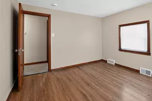 4036 Greensburg Pike, Pittsburgh, PA 15221 - Photo 9